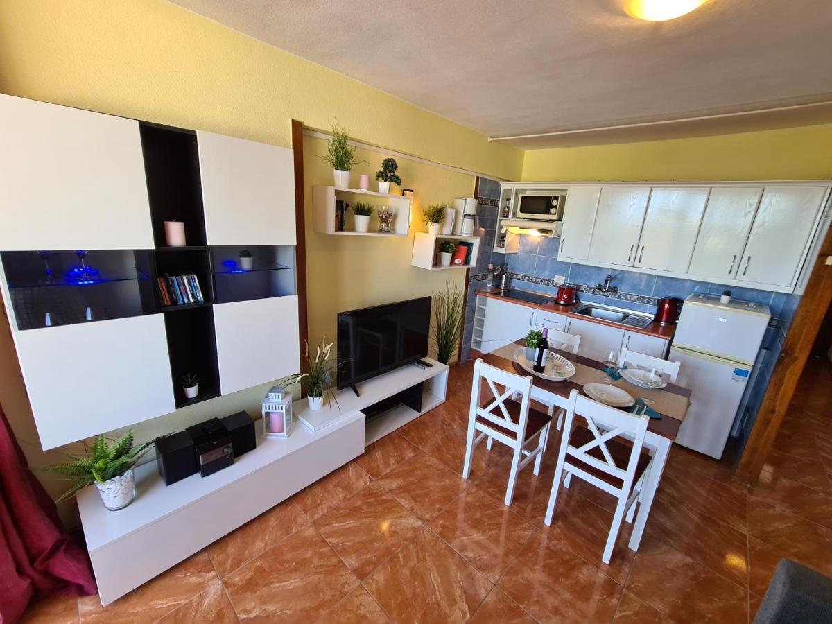 Vida Loca Only 190 Meters To The Sea, Balcony, Sea View, Pool, Wifi Διαμέρισμα Playa Feñabe Εξωτερικό φωτογραφία